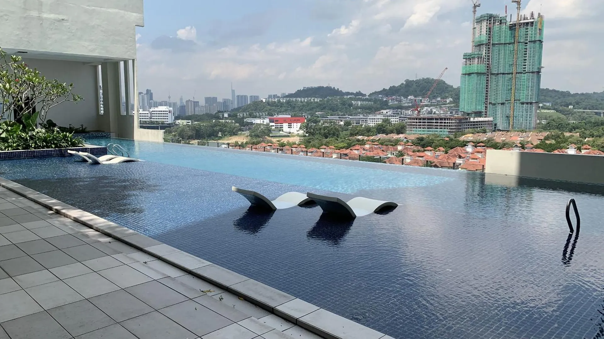 2 Rooms 6 Guest Vim3, Isp School Desa Parkcity, One Utama, Bandar Menjalara, Kepong, Sri Damansara, Mutiara Damansara, Damansara Perdana, Kota Damansara, Kuala Lumpur
